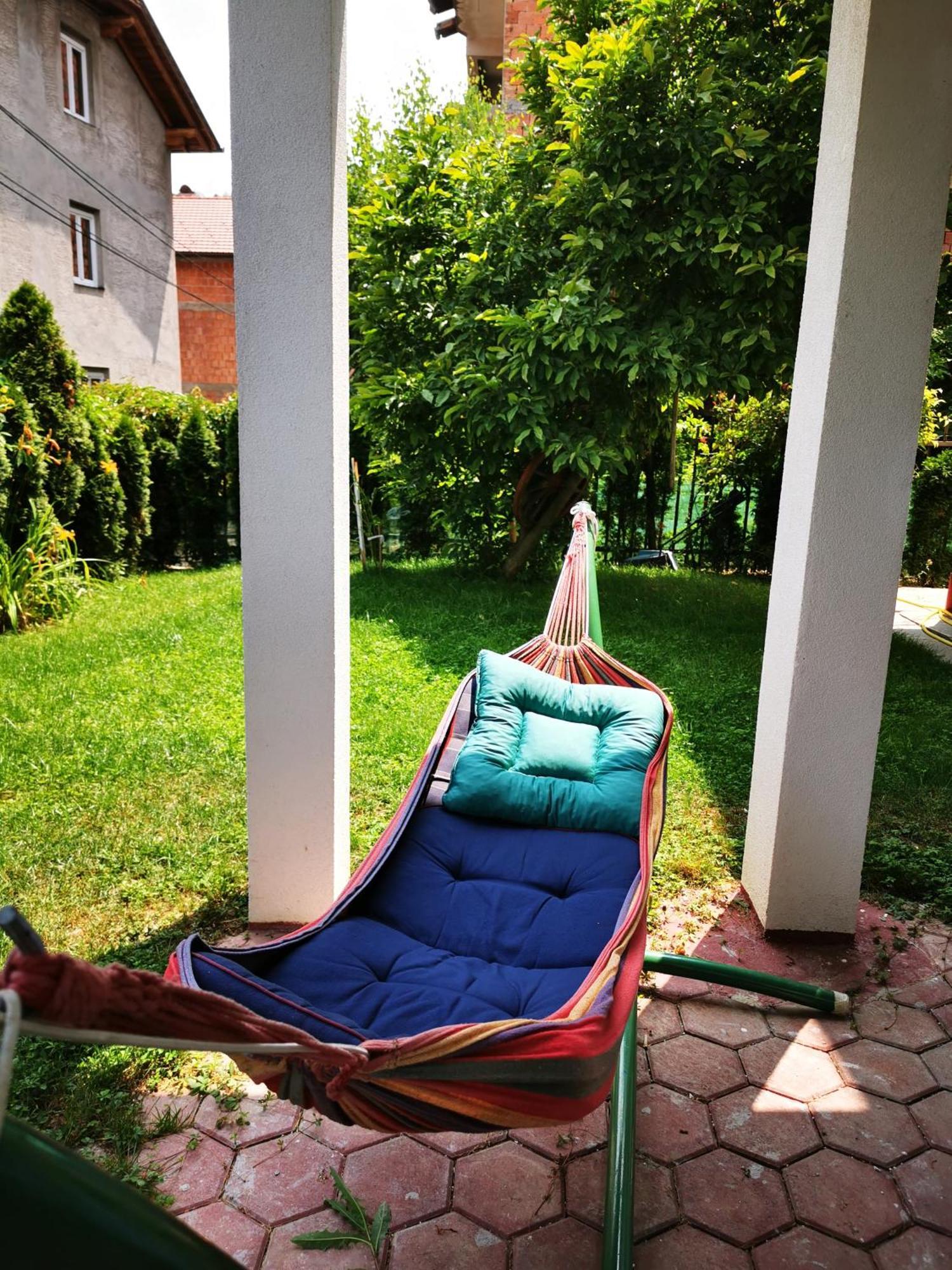 Rest & Recharge 4Bdr Apt- Free Parking, Ac & Garden Saraybosna Dış mekan fotoğraf
