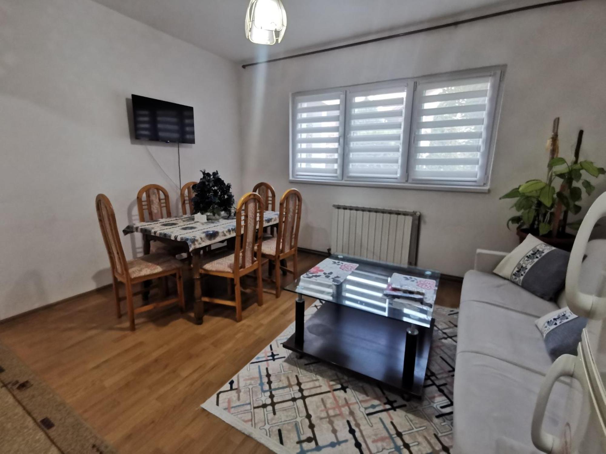 Rest & Recharge 4Bdr Apt- Free Parking, Ac & Garden Saraybosna Dış mekan fotoğraf